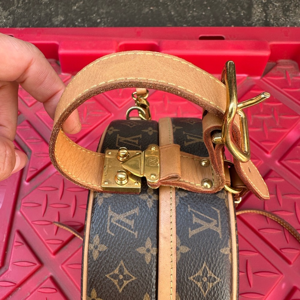 Louis Vuitton Petite Boite Chapeau Monogram Handbag - Picture 8 of 8